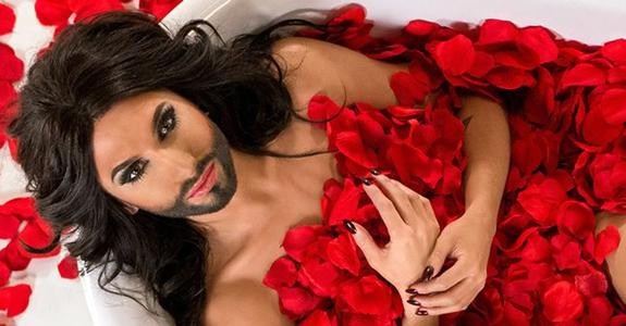 Η Conchita αποκαλύπτεται