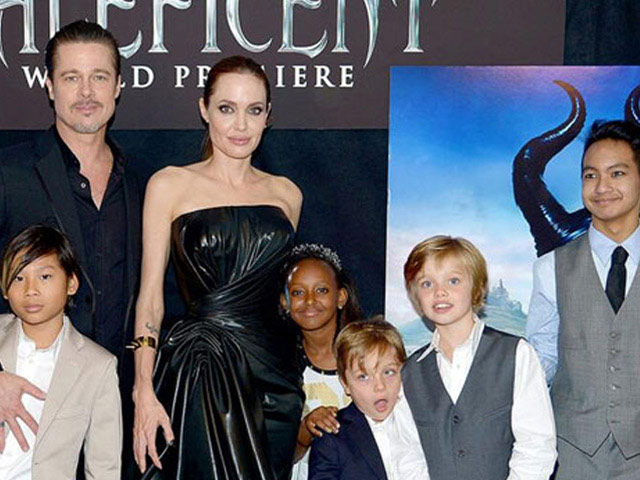 Είναι πια επίσημο: Η Αngelina Jolie και ο Brad Pitt ετοιμάζουν τα χαρτιά τους για…