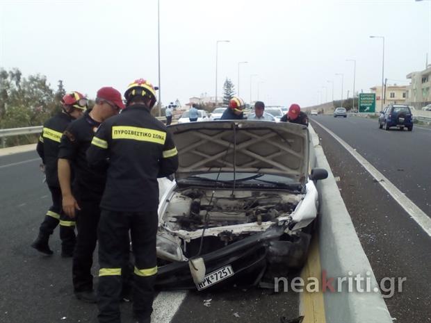 Κρήτη: Μάχη να κρατηθεί στη ζωή μετά το τροχαίο (Photos)