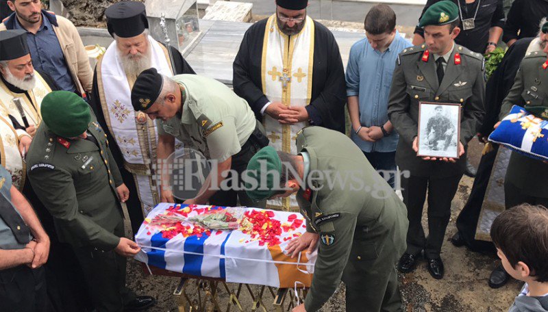 Στην χανιώτικη γη και σε κλίμα συγκίνησης τα οστά του Στέφανου Τζιλιβάκη