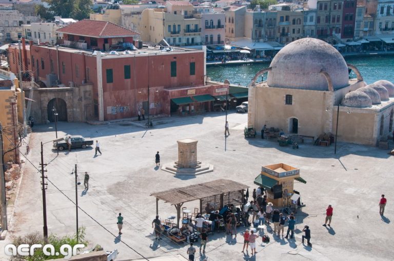 Σήμερα τα γυρίσματα στο παλιό λιμάνι των Χανίων.