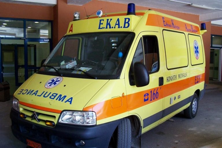 Χανιά: Ι.Χ παρέσυρε πεζό στην οδό Κυδωνίας και τον εγκατέλειψε