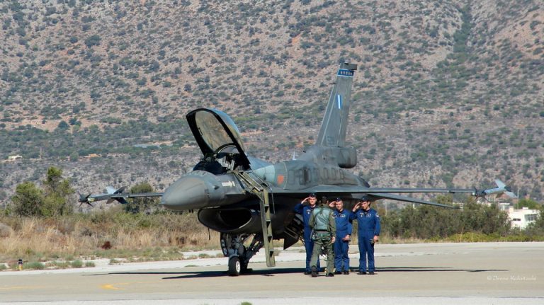 Εντυπωσιακή επίδειξη με το νέο F16 στην 115 ΠΜ (video + φώτο)