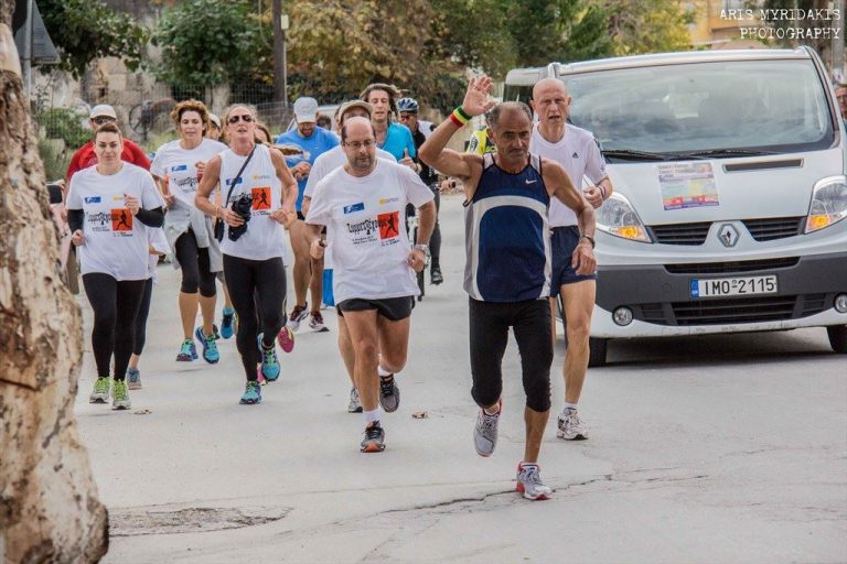 Ο αενάως κινούμενος Γιάννης Κούρος από τα Σφακιά στα Χανιά