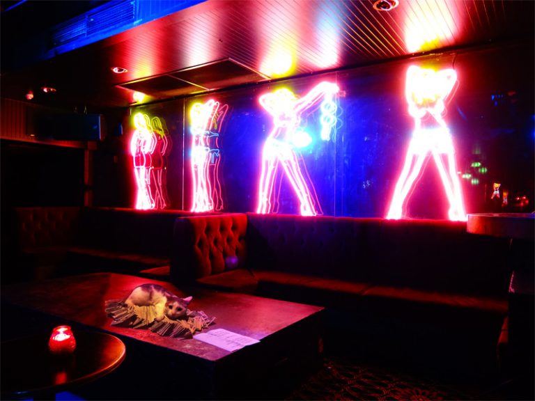 Prive Show - Strip Club στα Χανιά