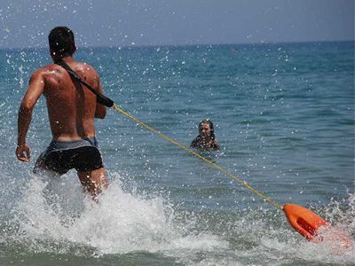 Χανιά: Εσωσαν 80χρονη από πνιγμό