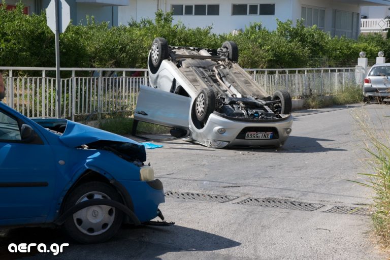 Ανετράπη αυτοκίνητο