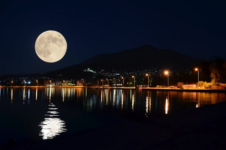 Υπερ-πανσέληνος και στα Χανιά - Δείτε τις αποψινές εκδηλώσεις υπό το φως του φεγγαριού