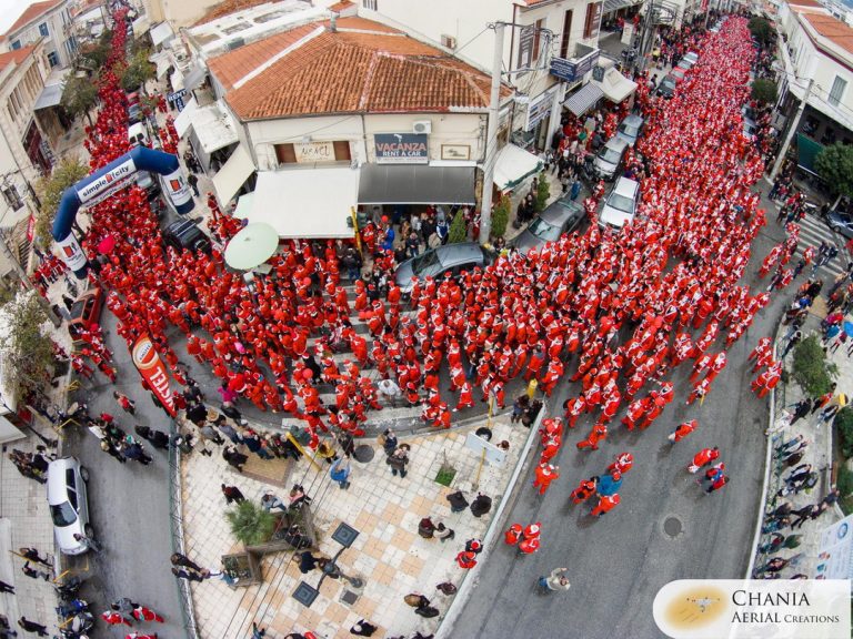 Το 4ο Santa Run απο ψηλά-Απίθανης ομορφιάς εικόνες (video)