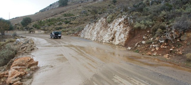 Συναγερμός στις αρχές στα Χανιά - Τα προβλήματα από την κακοκαιρία των τελευταίων ωρών