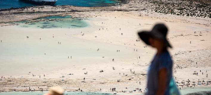 Χανιά:Πώς εξηγείται η ροζ άμμος σε Μπάλο και Ελαφονήσι Οι 2 παραλίες που έχουν τρελάνει όλο τον κόσμο (Photos)