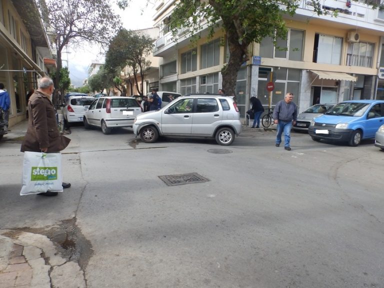 Τροχαίο με το καλημέρα, στο κέντρο των Χανίων.