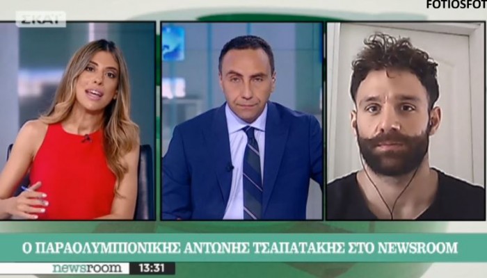 Ο Αντώνης Τσαπατάκης μιλά για την επιτυχία του Λευτέρη Πετρούνια (βίντεο)