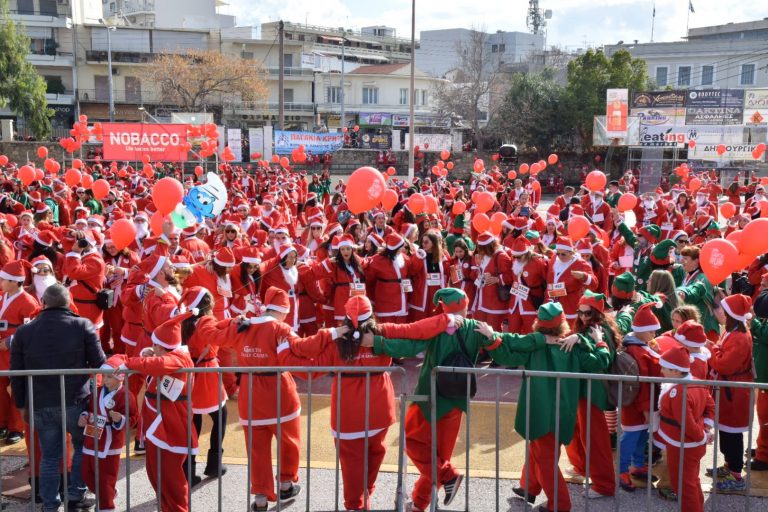 Ξεκίνησε το Santa Run 2016