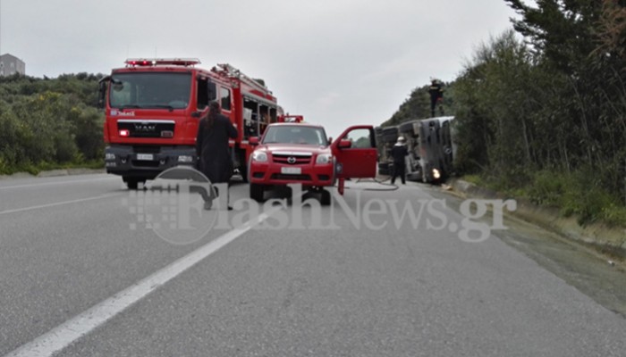 Απορριμματοφόρο ντελαπάρισε στην εθνική οδό Χανίων - Κισσάμου