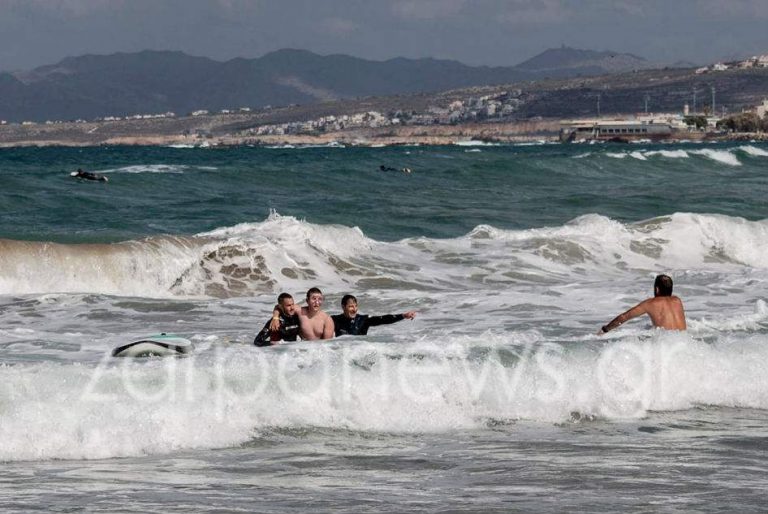 Χανιά: Πιτσιρικάς κόντεψε να πνιγεί στην Χρυσή Ακτή (φωτο)