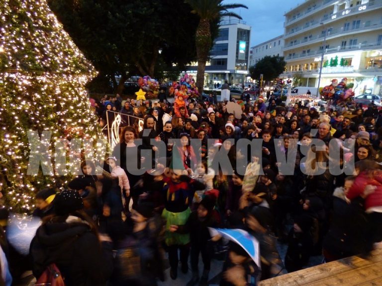 Καλικάντζαροι και ξωτικά ξεσήκωσαν την πόλη των Χανίων (φωτο)