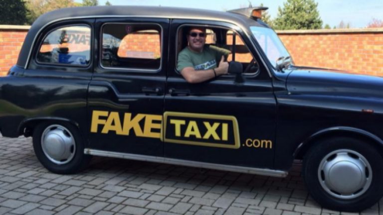 Ο ιδιοκτήτης του FakeTaxi αποκαλύπτει τα χειρότερα πράγματα που του συμβαίνουν