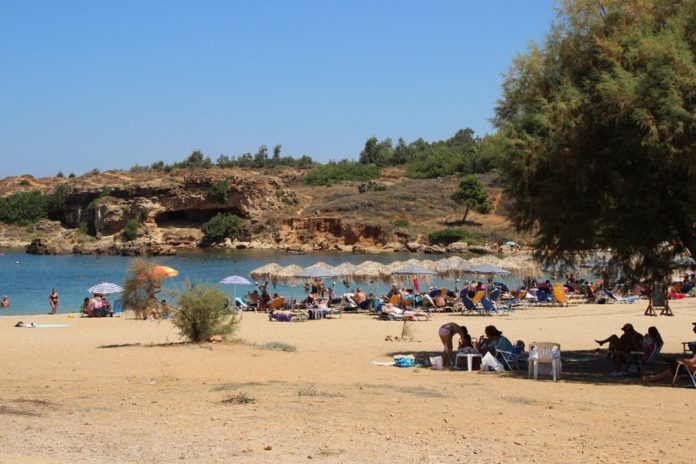 Χανιά: Έχασε τις αισθήσεις του ενώ κολυμπούσε