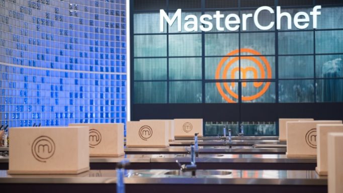 Παίκτες του MasterChef φωτογραφήθηκαν γυμνοί για καλό σκοπό!