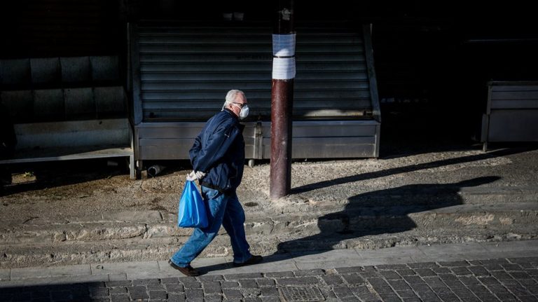 Κρούσματα κορωνοϊού: Η επιδημιολογική εικόνα στην Ελλάδα και η κρισιμότητα αυτής της εβδομάδας