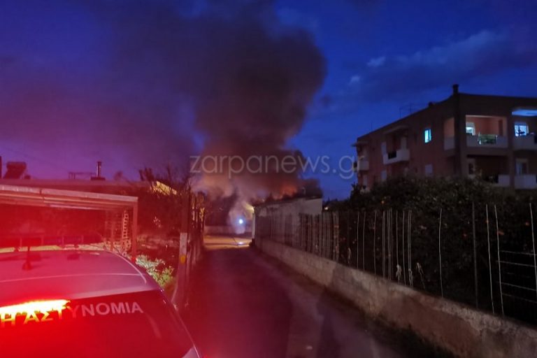 Χανιά: Φωτιά σε οίκημα - Παραλίγο να εκραγεί φιάλη υγραερίου (φωτο)