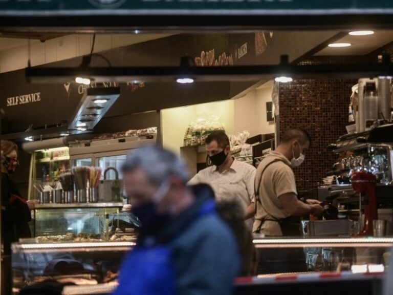 Προσοχή - Νέα μέτρα και τσουχτερά πρόστιμα από σήμερα για εστίαση και take away