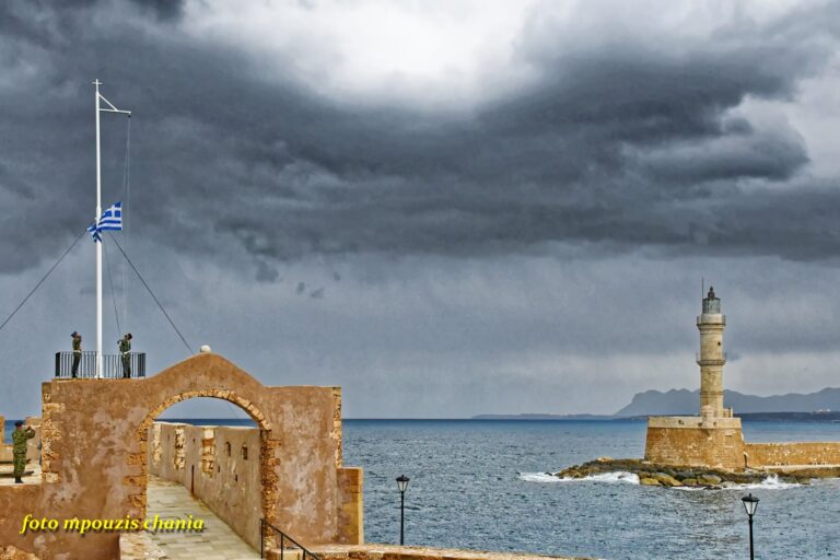 Τα Χανιά τίμησαν την επέτειο της 25ης Μαρτίου 1821 (φωτo)