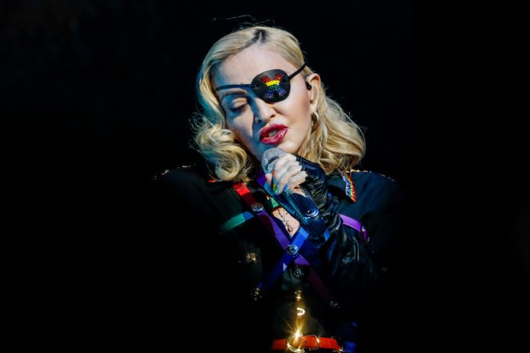 Η Madonna σε νέες αποκαλυπτικές πόζες στα 62 της χρόνια (φωτο)