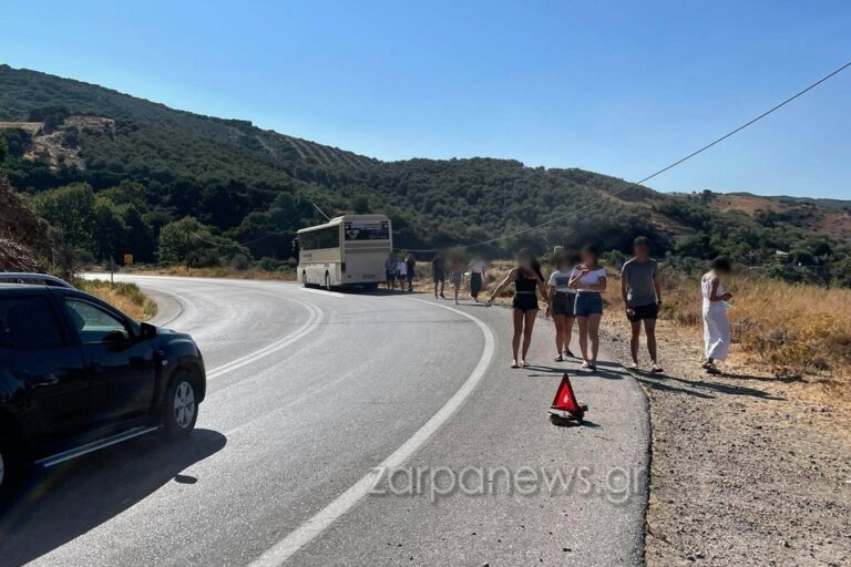 Χανιά: Ταλαιπωρία για επιβάτες του ΚΤΕΛ προς Παλαιόχωρα - Έμεινε το λεωφορείο στα Φλώρια (φωτο)