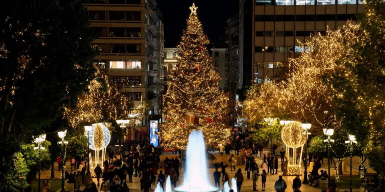 Μετάλλαξη Όμικρον: Οι ειδικοί φοβούνται αύξηση κρουσμάτων - Νέα μέτρα μέσα στην εβδομάδα