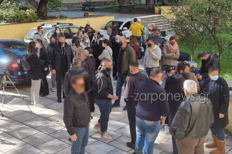 Χανιά: Καζάνι που βράζει τα Δικαστήρια - Συγκέντρωση υπέρ του γηροκομείου ενώ οι συγγενείς των θυμάτων ζητούν δικαίωση!