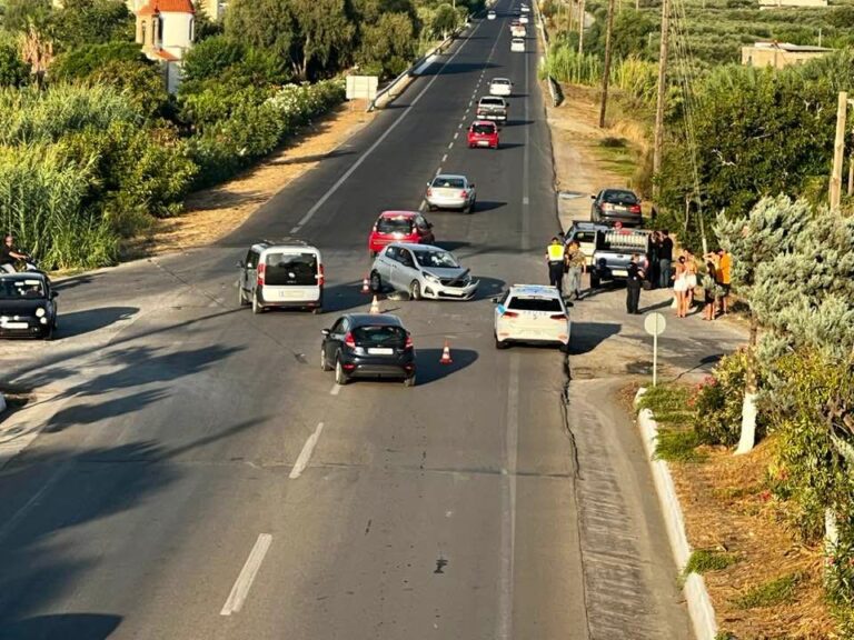 Χανιά: Νέο τροχαίο σε γνωστό κόμβο καρμανιόλα στην Κίσαμο! (φωτο)