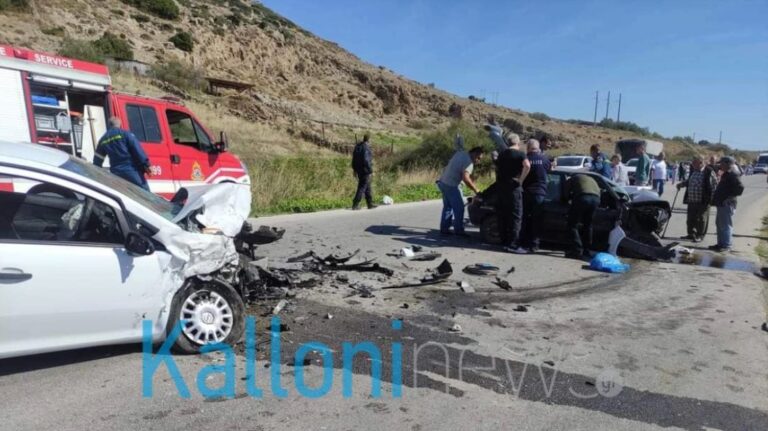 Φοβερό τροχαίο με μετωπική - Σκοτώθηκε σε προσπέραση (φωτο)