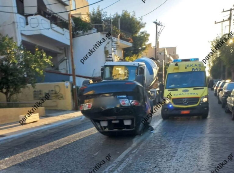 Χανιά: Τροχαίο με το καλημέρα - Τούμπαρε ΙΧ στην Χαλέπα - Στο νοσοκομείο ένα άτομο (φωτο)