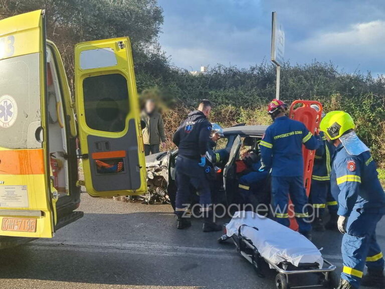 Χανιά: Σοβαρό τροχαίο ατύχημα Λιβάδια - Δύο άτομα απεγκλώβισε η πυροσβεστική (φωτο - video)