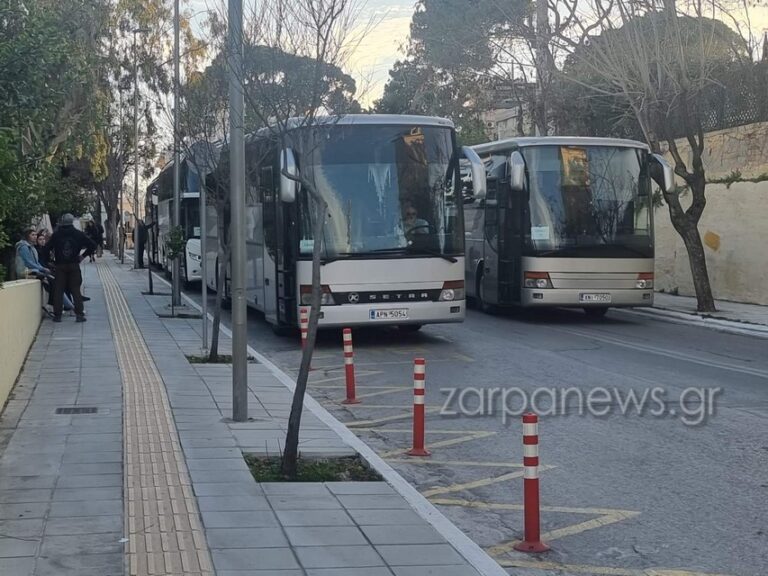 Τέλος η στάθμευση των τουριστικών λεωφορείων στην οδό Πλουμιδάκη - Πού θα σταθμεύουν