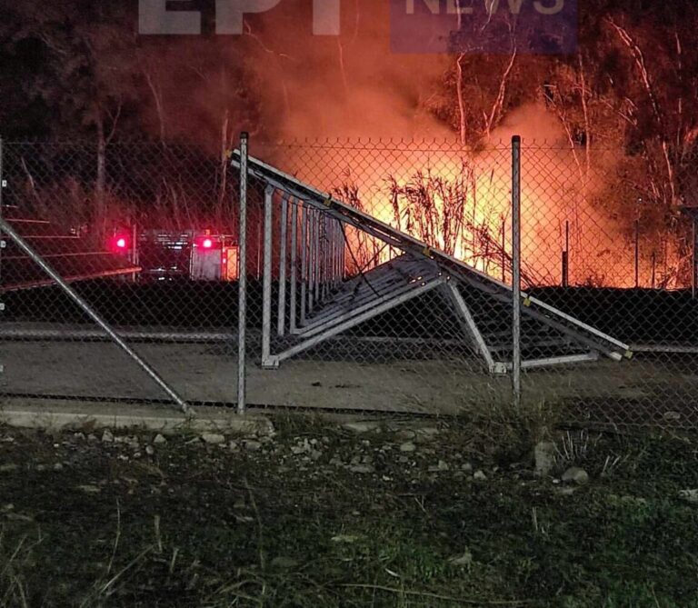 Χανιά: Φωτιά έξω από το κλειστό γυμναστήριο Ταυρωνίτη - Μέσα είχαν προπόνηση παιδιά (φωτο - video)