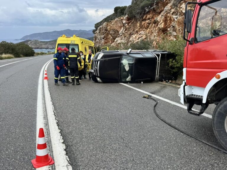 Τούμπαρε αμάξι, κερί στην Παναγιά Χαρακιανή θα ανάψει ζευγάρι! (φωτο)