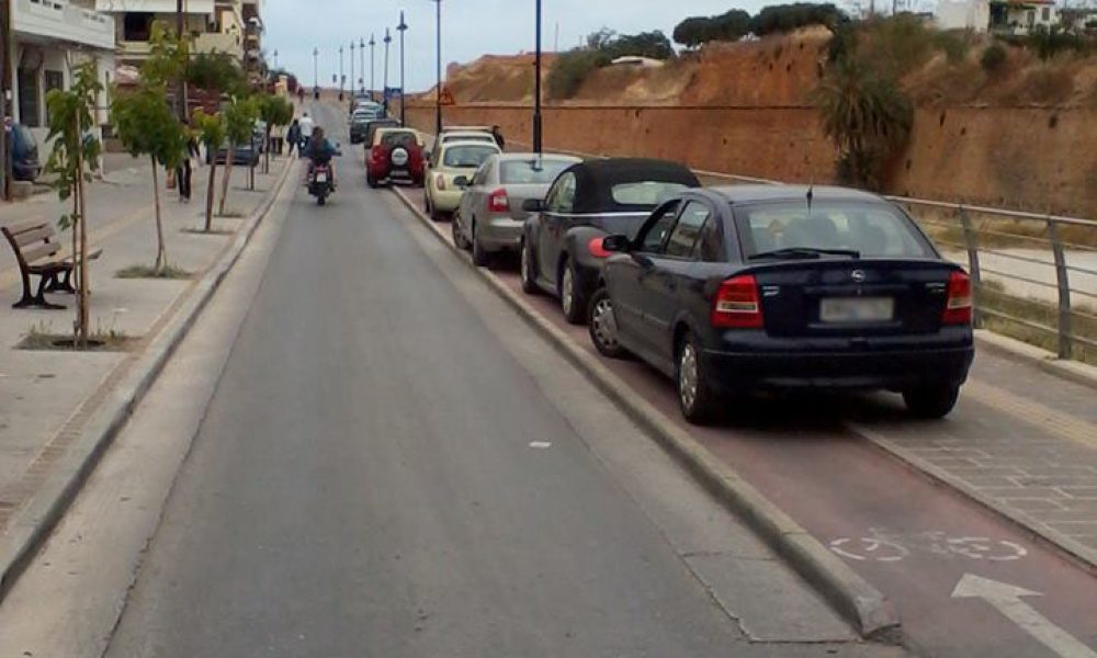 Ο ποδηλατοδρόμος στα Χανιά που έγινε parking!