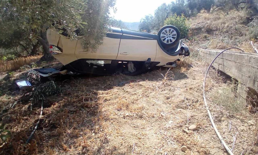 Χανιά: Αυτοκίνητο στην Κίσσαμο βγήκε από τον δρόμο, “τούμπαρε” και κατέληξε σε χωράφι (φωτο)
