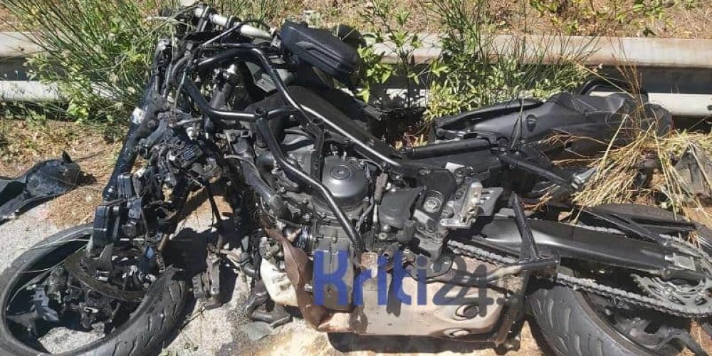 Χανιά: Σοβαρό τροχαίο στην εθνική οδό – Στο νοσοκομείο πολυτραυματίας οδηγός μοτοσυκλέτας (φωτο)