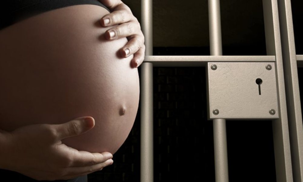 Δεν θα πιστέψετε πώς έμεινε έγκυος μια θανατοποινίτισσα για να αποφύγει την εκτέλεση