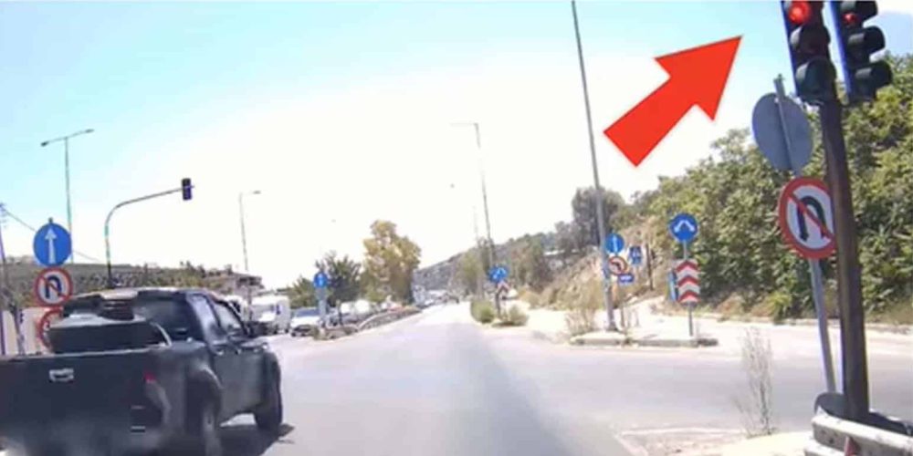 Κρήτη: Βίντεο που κόβει την ανάσα με οδηγό αγροτικού να παραβιάζει με μεγάλη ταχύτητα τον κόκκινο σηματοδότη (video)