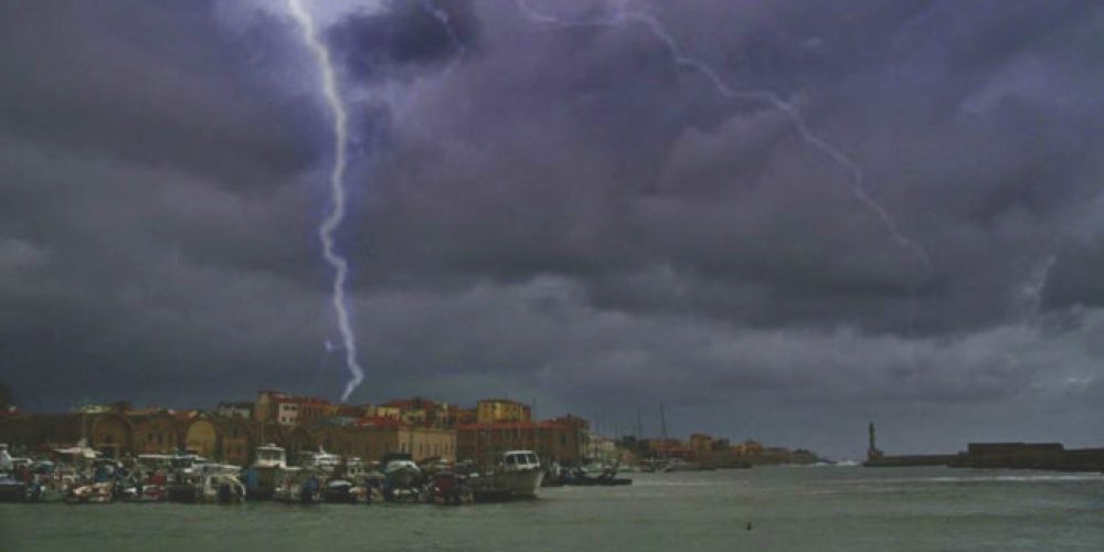 Επιδείνωση του καιρού στην Κρήτη προβλέπει ο Μανώλης Λέκκας: Προσοχή στις ευπαθείς περιοχές των Χανίων