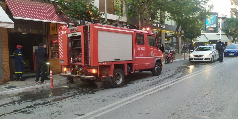 Χανιά: Κινδύνεψε μπεργκεράδικο στο κέντρο της πόλης (φωτο)