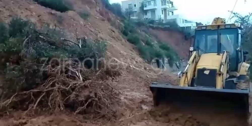 Τις πληγές τους μετρούν τα Χανιά! Ανυπολόγιστες καταστροφές  Ποιοι δρόμοι είναι κλειστοί