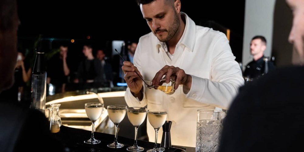 Χανιώτης bartender κατέκτησε την κορυφή στο διαγωνισμό Elit Martini Master (φωτο)