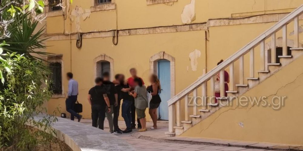 Χανιά: Ελεύθερος ο γιος του κατηγορούμενου αστυνομικού για διαφθορά (φωτο)