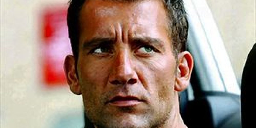 Ο Clive Owen στο στόχαστρο επίλεκτων δολοφόνων